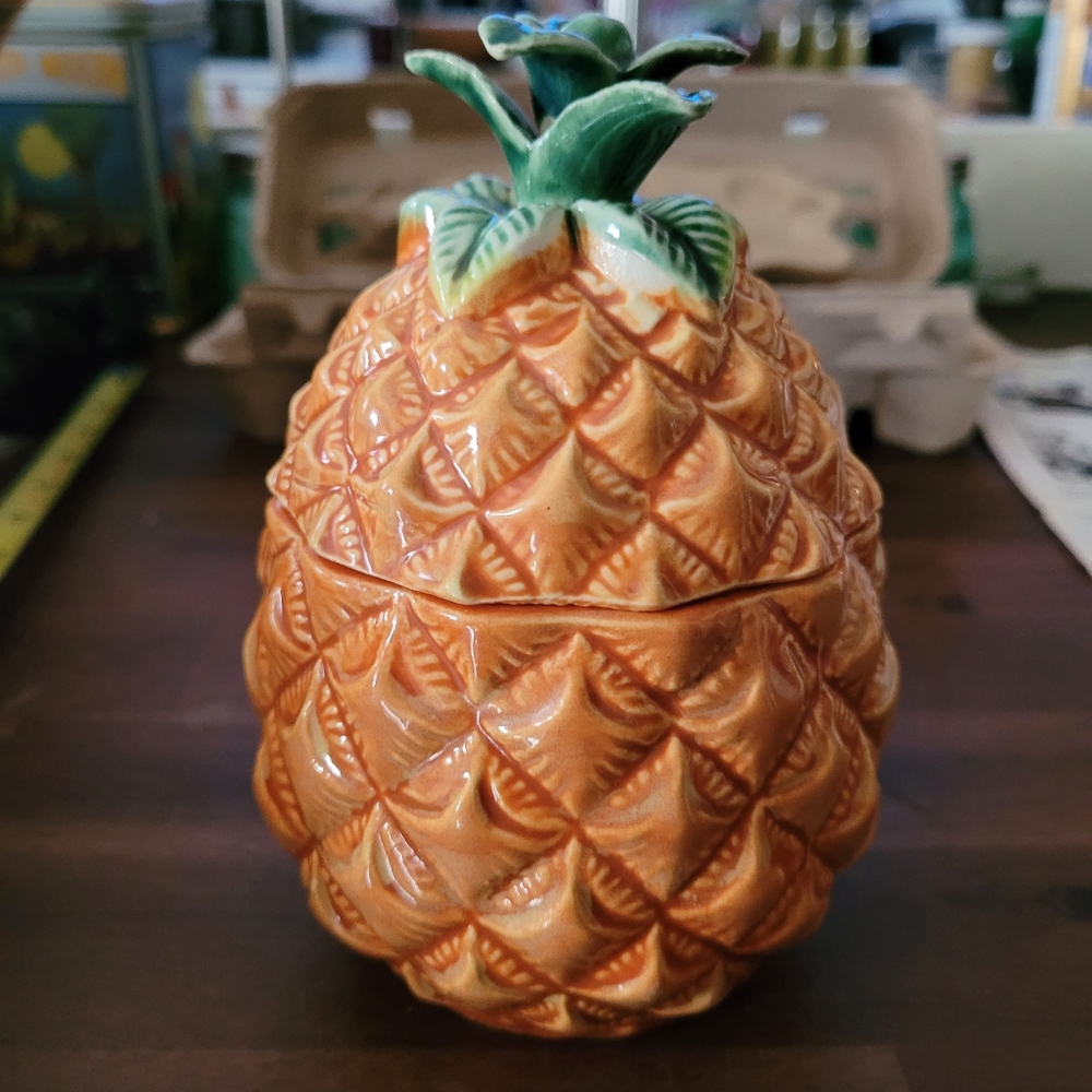 Pineapple Candy or Trinket Dish with Iid